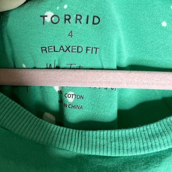 Torrid Graphic Relaxed FitCotton Crew Neck Top size 4X - Picture 2 of 3